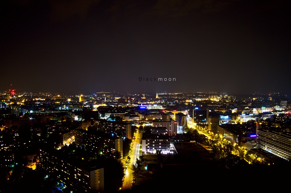 Wrocław nocą, widok ze Sky Tower, Fujinon XF 18/2.0R @ 5.6